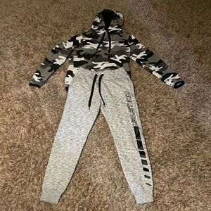 Holister sweats size XXS